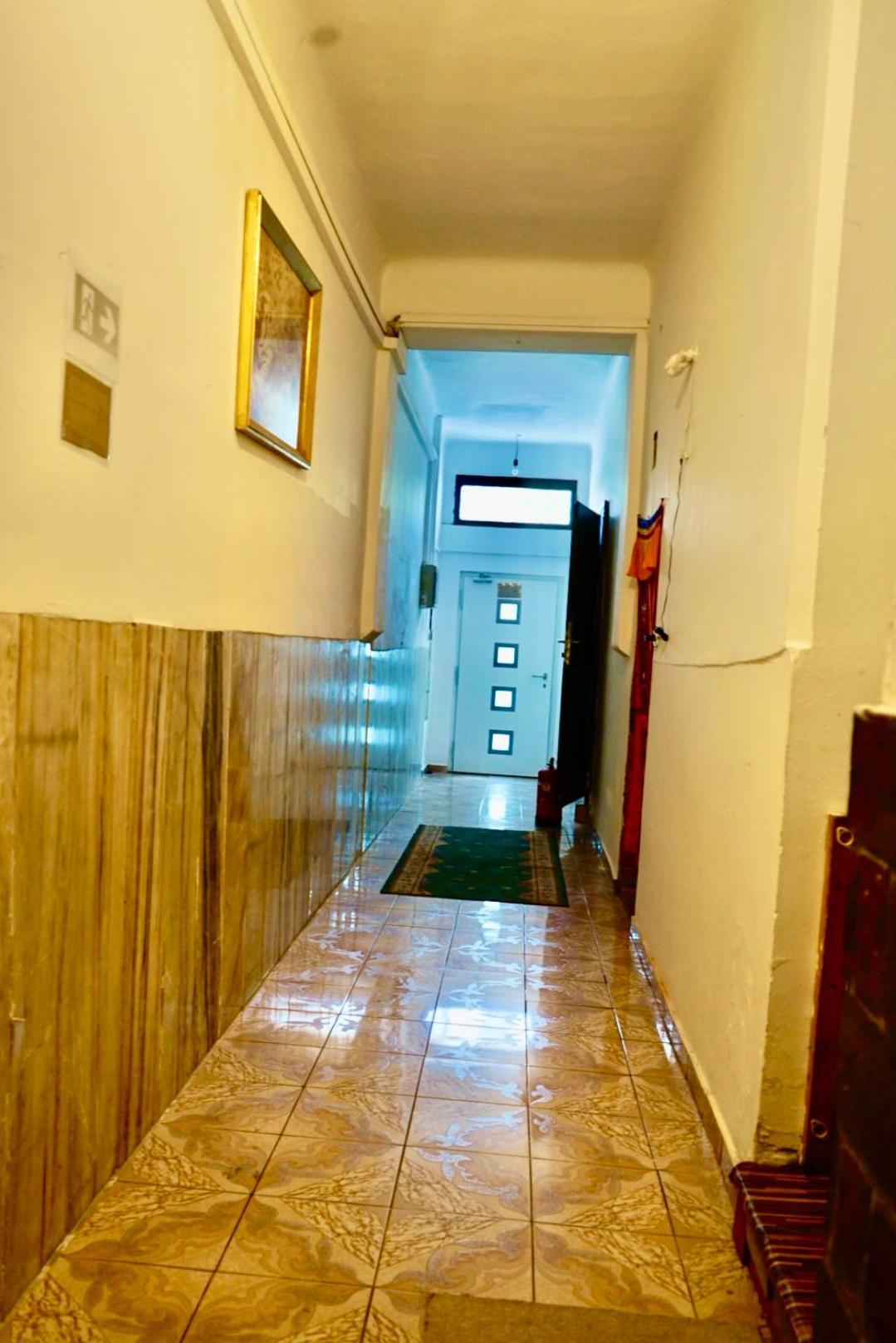 U6 Schoepfwerk Hostel 1 Wien Eksteriør bilde